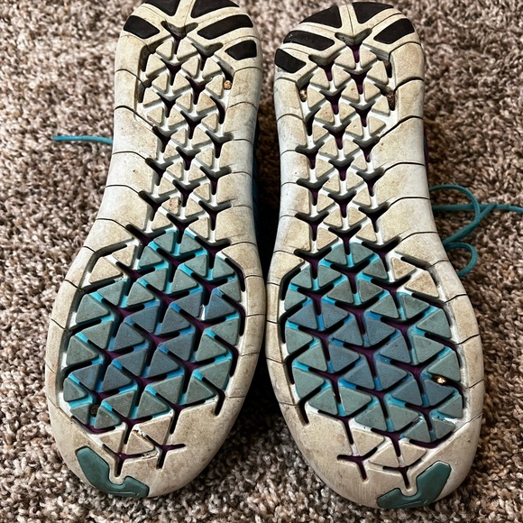 Nike Free RN Motion Flyknit - Picture 5 of 6